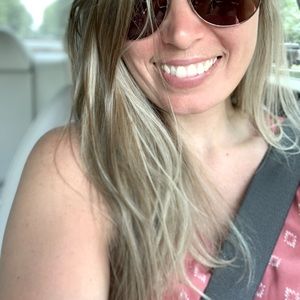 Meet your Posher, April